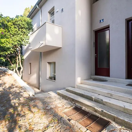 Апартаменты Sun Firule Сплит