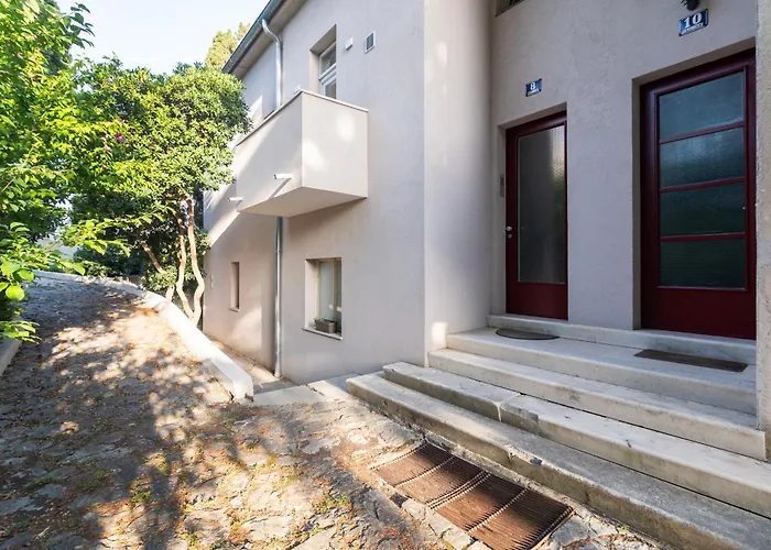 Апартаменты Sun Firule Сплит